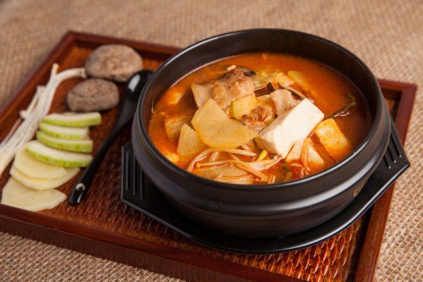 朝鲜大酱汤（高丽风情大酱汤的做法步骤）-第1张图片