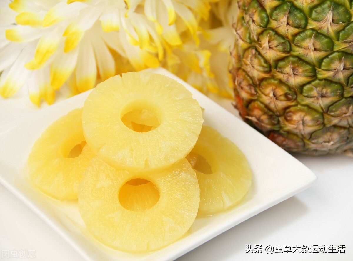 吃菠萝的好处和坏处（菠萝对您的皮肤有益吗？）-第2张图片