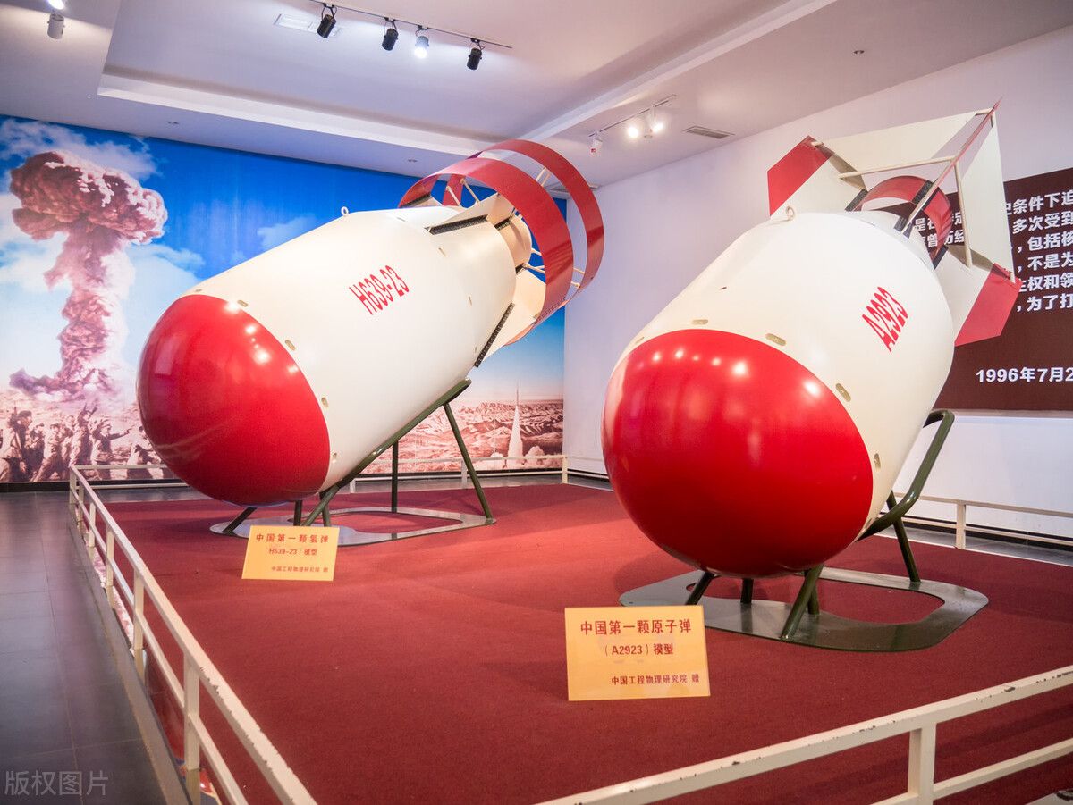 两弹之父是谁(两弹一星之父到底是谁)-第1张图片 两弹之父是谁(两弹一星之父到底是谁)-第1张图片