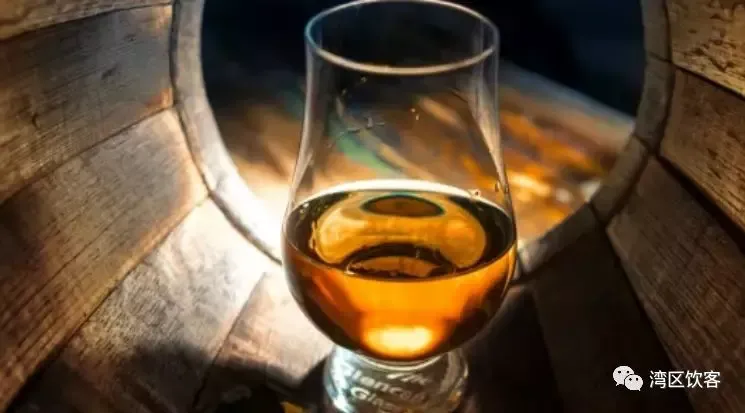 威士忌喝法（威士忌的8种的喝法）-第1张图片