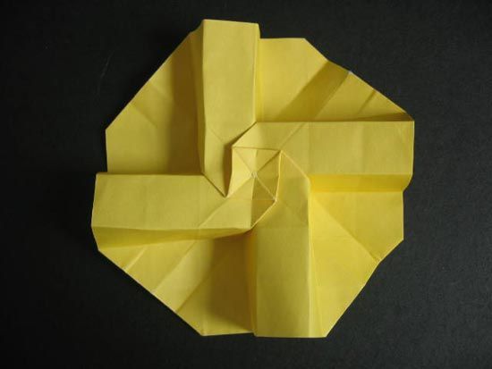 越狱纸玫瑰折法（纸玫瑰花的折法）-第34张图片