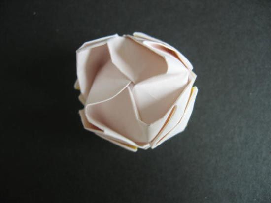 越狱纸玫瑰折法（纸玫瑰花的折法）-第52张图片