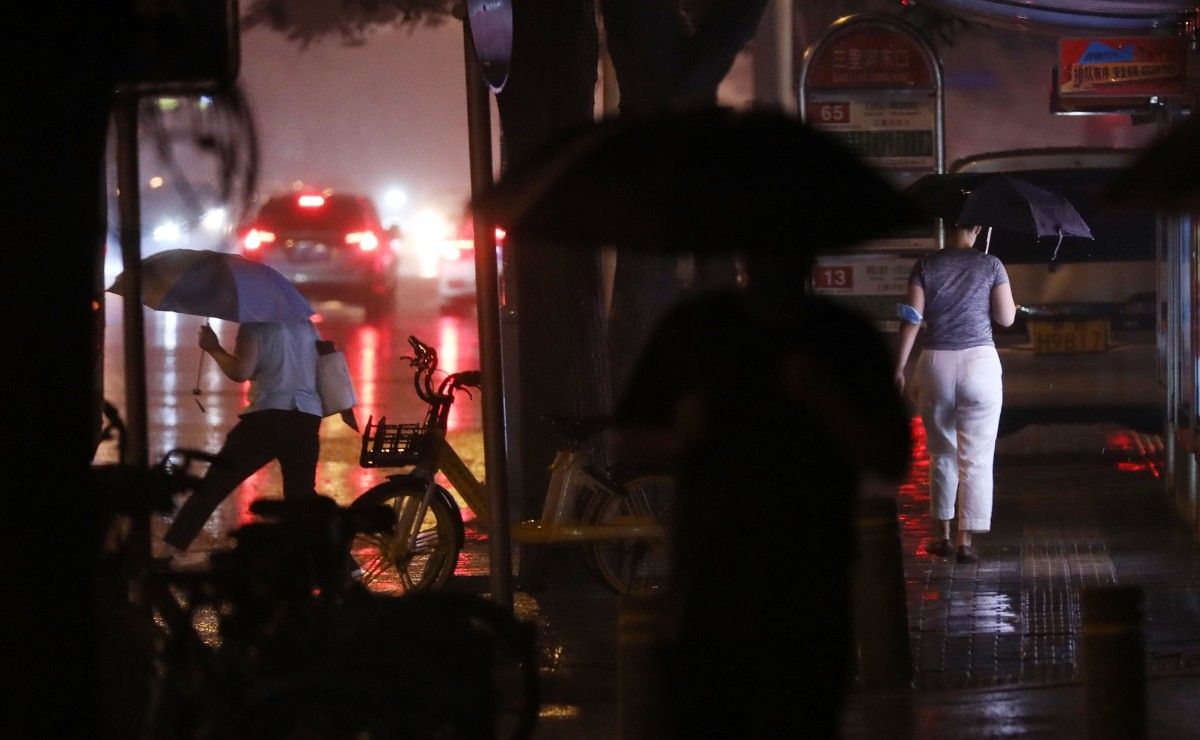 北京的雨（多图直击！北京的这场雨，来了）-第4张图片