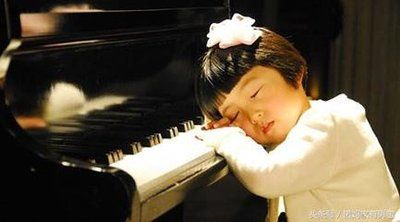 学钢琴的最佳年龄(几岁学钢琴最合适呢)-第2张图片
