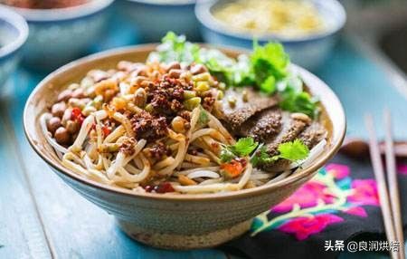 地方特色小吃(33种中国各地特色美食)-第11张图片 地方特色小吃(33种中国各地特色美食)-第11张图片