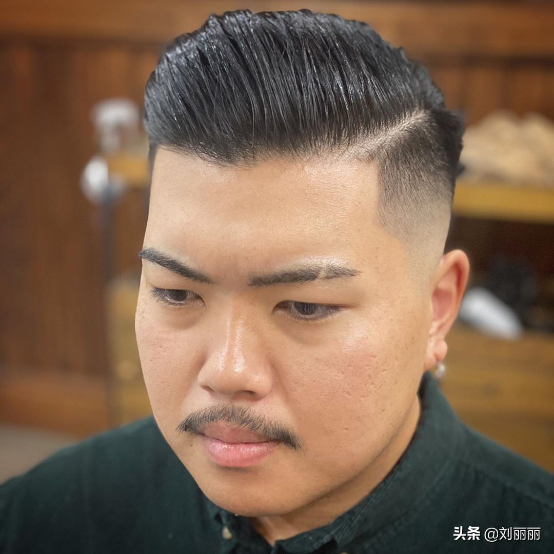 男生最流行的发型(2020最火最流行男发24款)-第9张图片