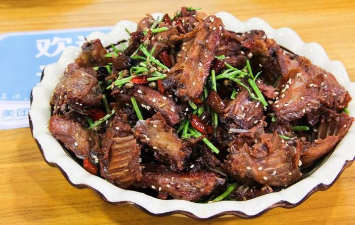 兔肉加工（兔肉的加工方法有哪些）-第1张图片