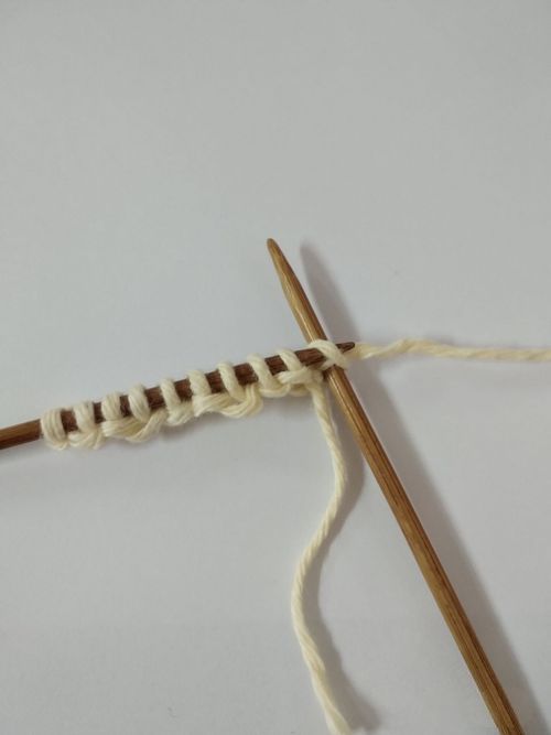 毛线围巾的系法图解(手工编织围巾教程)-第7张图片