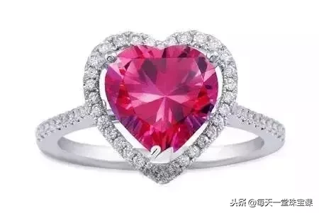 黄金黑曜石（这十种“伪高大上”的珠宝）-第4张图片
