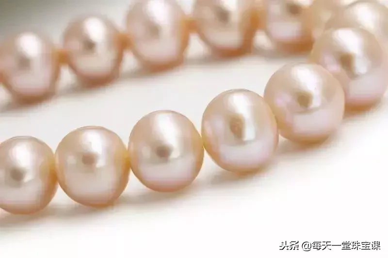 黄金黑曜石（这十种“伪高大上”的珠宝）-第10张图片
