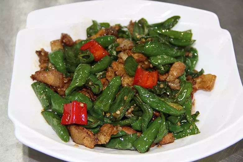 余干乌骨鸡（江西地方美食之余干篇）-第4张图片