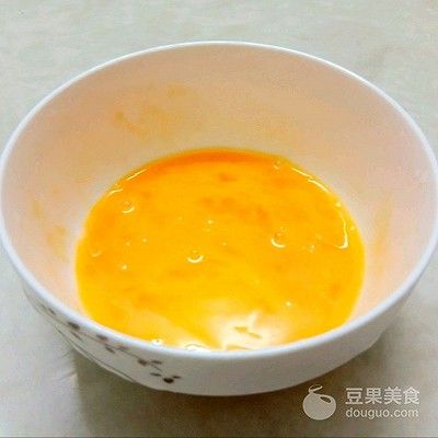 蛋炒饭咋做（蛋炒饭的做法）-第1张图片