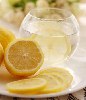 柠檬水怎么做（柠檬水的做法）-第1张图片