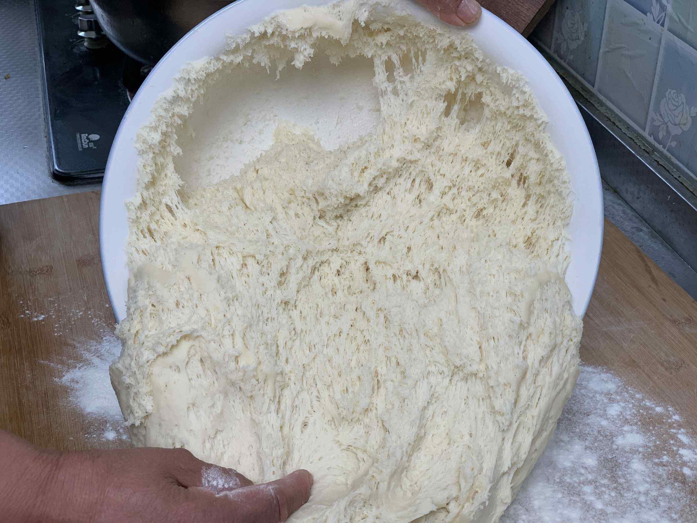 蒸馒头是冷水下锅还是热水下锅(蒸馒头时,用冷水还是热水?)-第2张图片 蒸馒头是冷水下锅还是热水下锅(蒸馒头时,用冷水还是热水?)-第2张图片