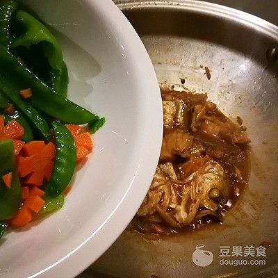 干黄花鱼怎么做好吃（荷兰豆黄鱼干）-第17张图片