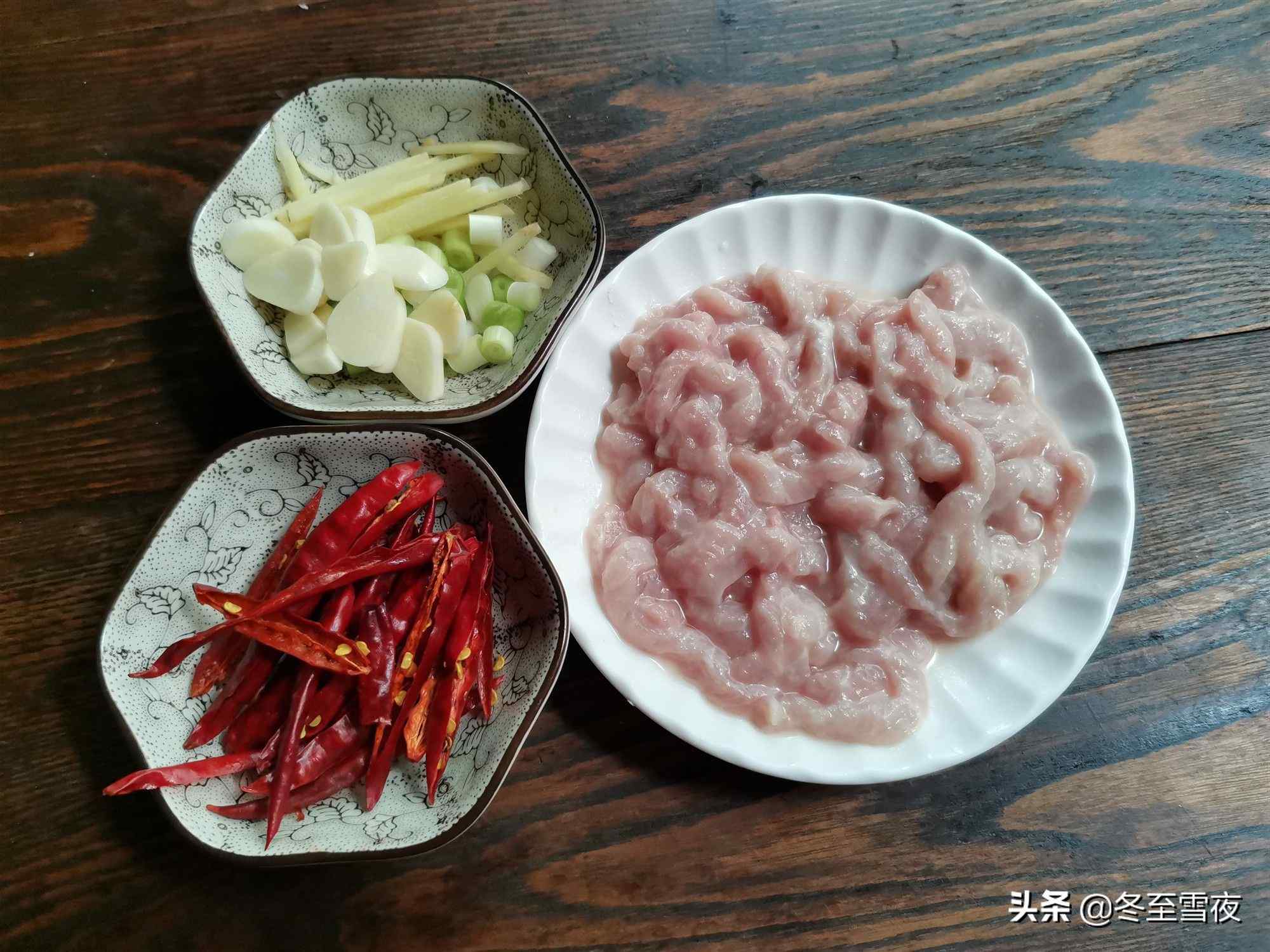 炒豇豆的做法（家常肉丝炒豇豆的技巧）-第3张图片