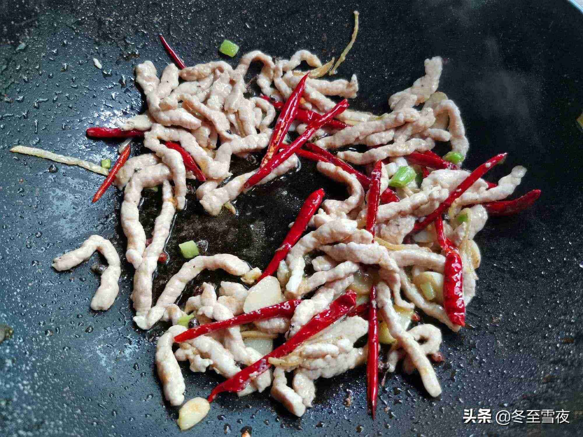 炒豇豆的做法（家常肉丝炒豇豆的技巧）-第7张图片