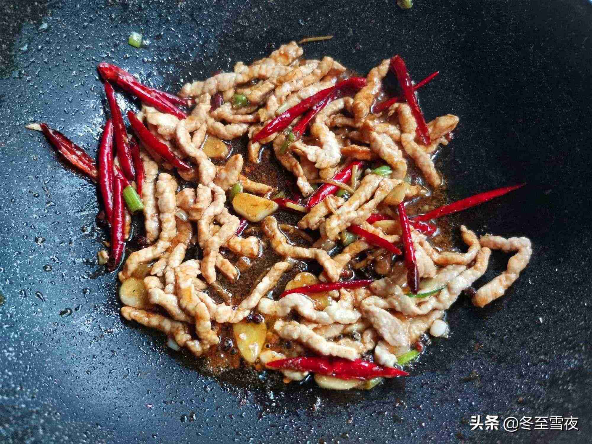 炒豇豆的做法（家常肉丝炒豇豆的技巧）-第8张图片