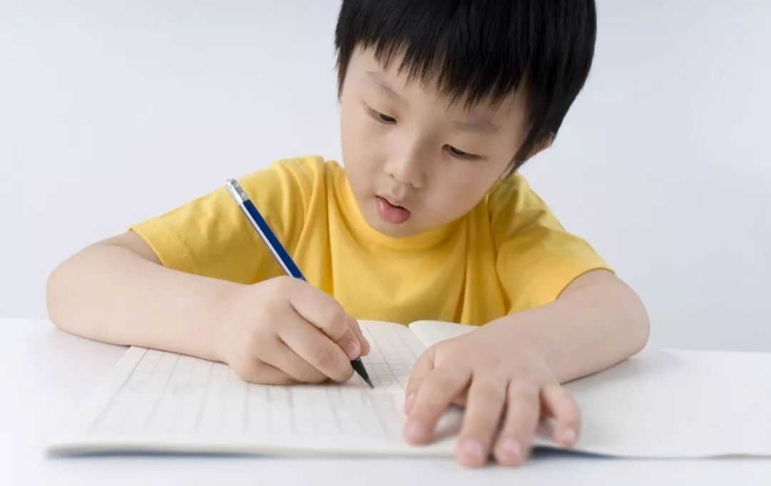 孩子作业磨蹭（孩子写作业慢？）-第6张图片