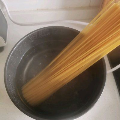 如何做意大利面(番意意面)-第4张图片 如何做意大利面(番意意面)-第4张图片