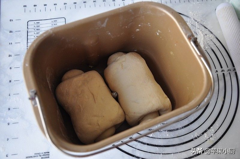 用面包机怎么做面包（用面包机做拉丝大面包）-第14张图片