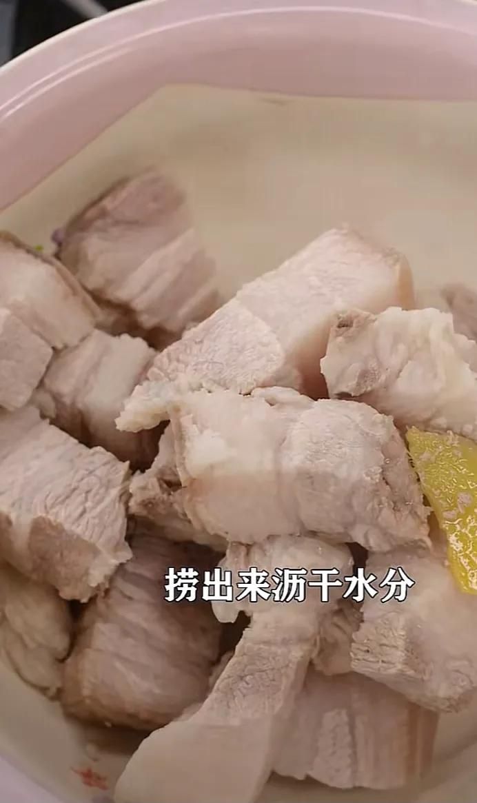 毛家红烧肉的做法(毛氏红烧肉是怎样制作)-第6张图片 毛家红烧肉的做法(毛氏红烧肉是怎样制作)-第6张图片