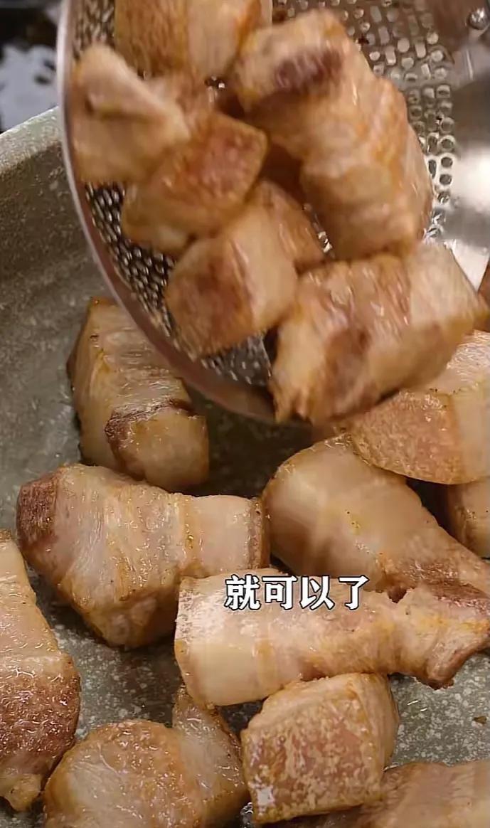毛家红烧肉的做法(毛氏红烧肉是怎样制作)-第8张图片 毛家红烧肉的做法(毛氏红烧肉是怎样制作)-第8张图片
