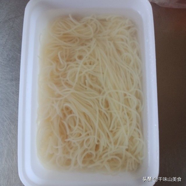 朝鲜冷面汤的做法（正宗朝鲜冷面汤的做法配方 ）-第4张图片