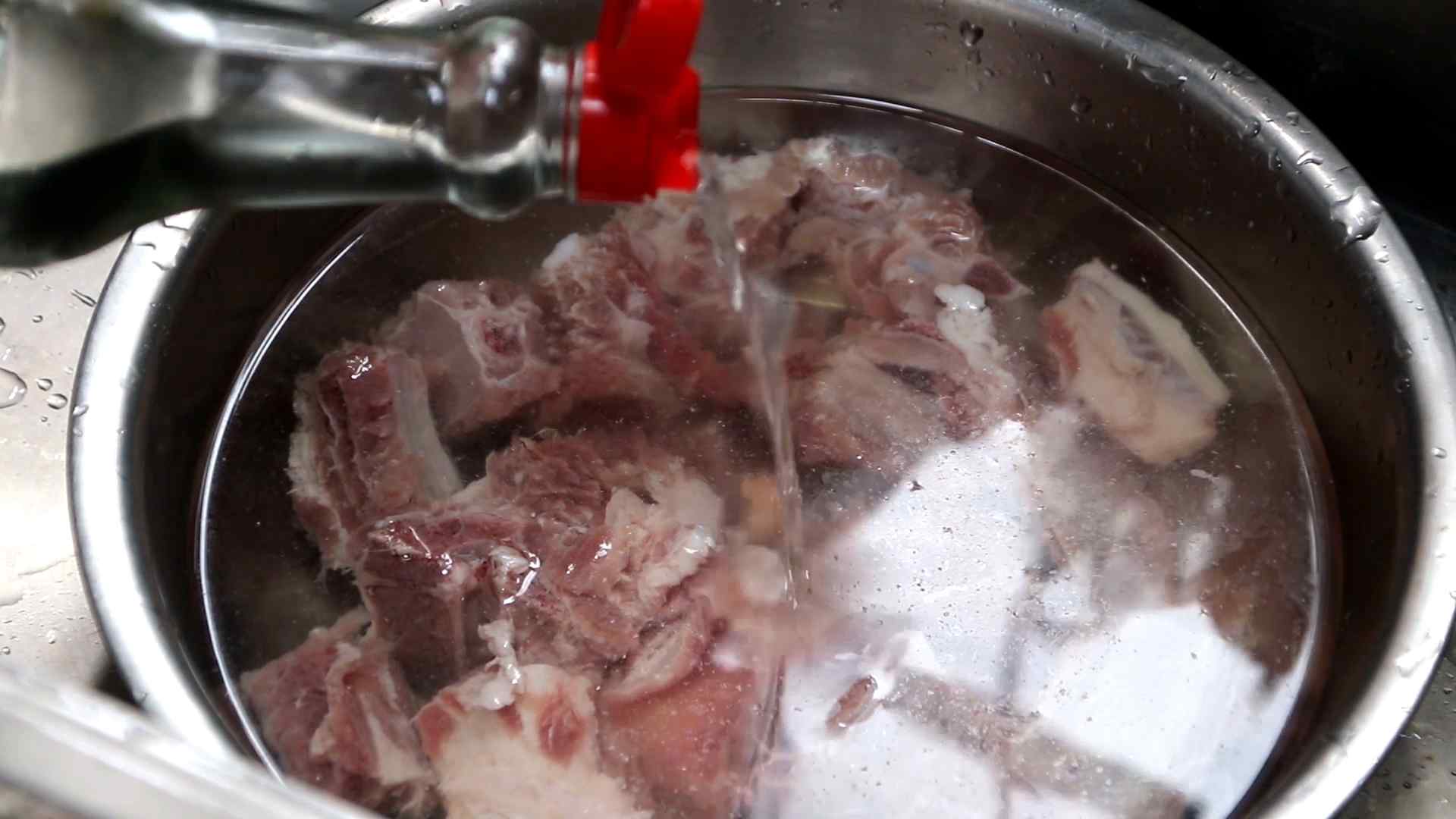 红烧排骨用什么食材做的(红烧排骨做法)-第7张图片 红烧排骨用什么食材做的(红烧排骨做法)-第7张图片