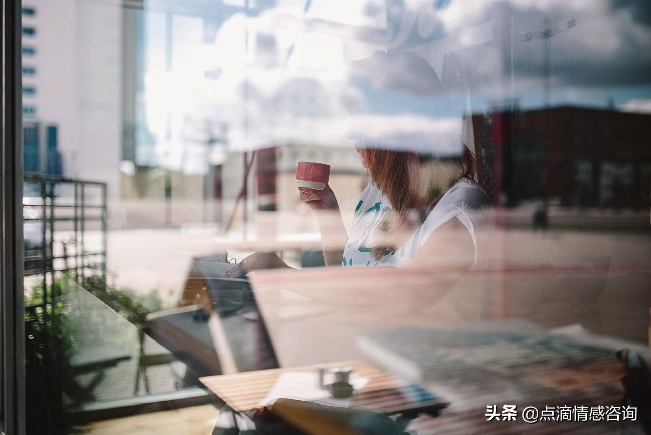 让男生心动的事情 (让男性怦然心动的5种女性动作)-第3张图片 让男生心动的事情 (让男性怦然心动的5种女性动作)-第3张图片