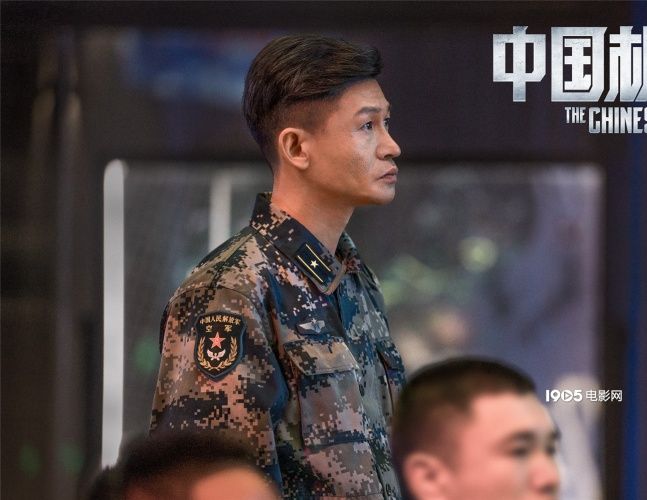 中国机长的演员有哪些?(中国机长八大男星)-第4张图片 中国机长的演员有哪些?(中国机长八大男星)-第4张图片
