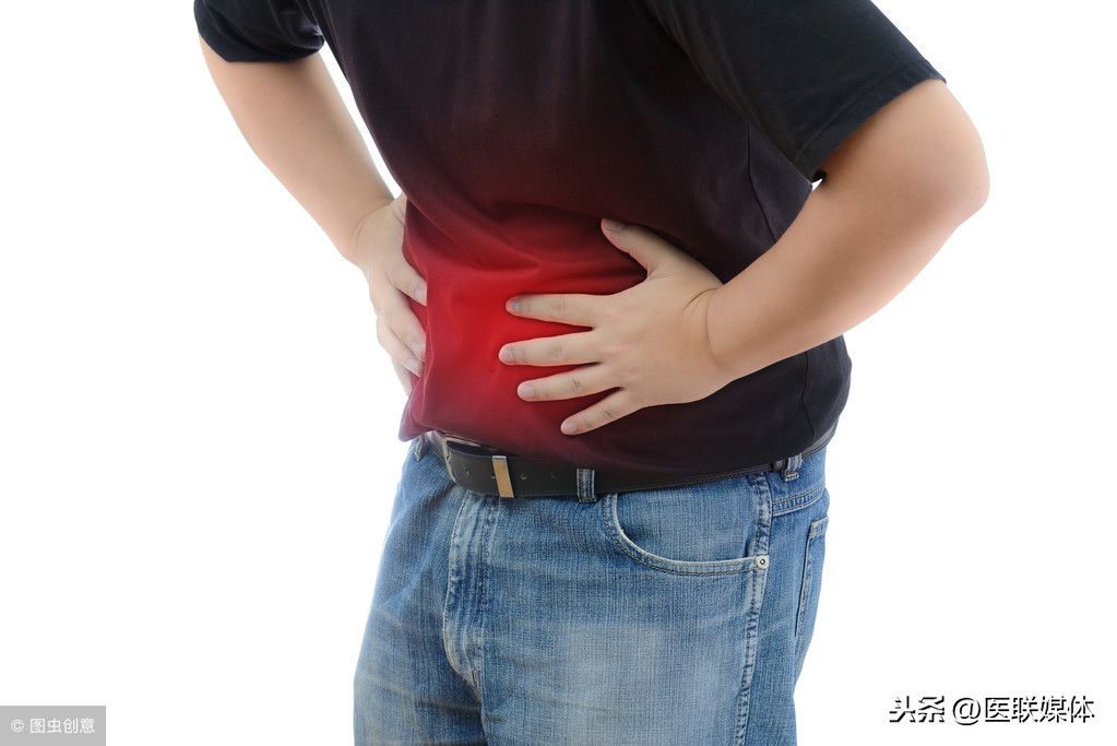 阑尾炎是哪个部位疼？（肚子痛会是阑尾炎吗？）-第1张图片