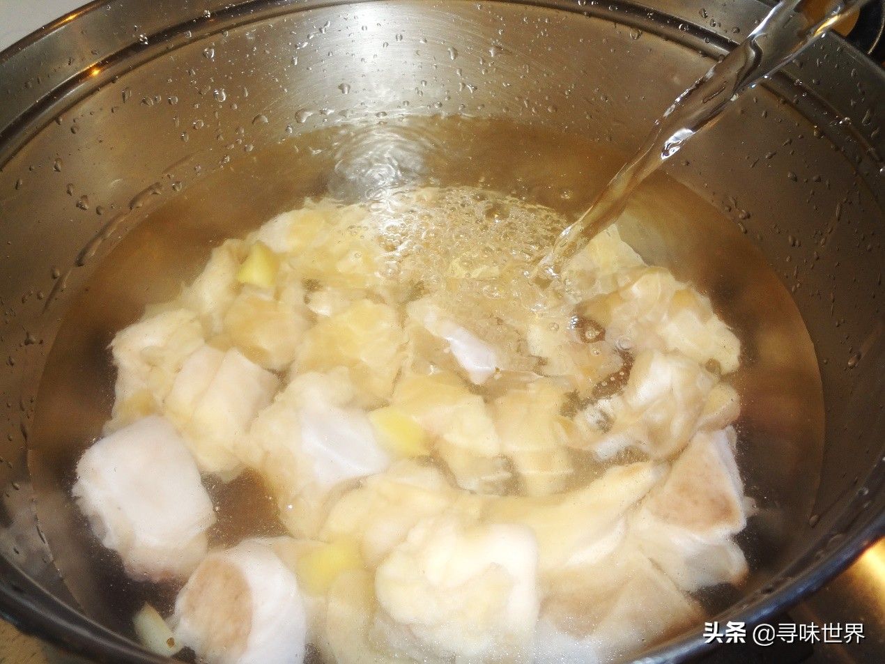 牛骨头汤的做法（熬牛骨汤正确做法）-第5张图片