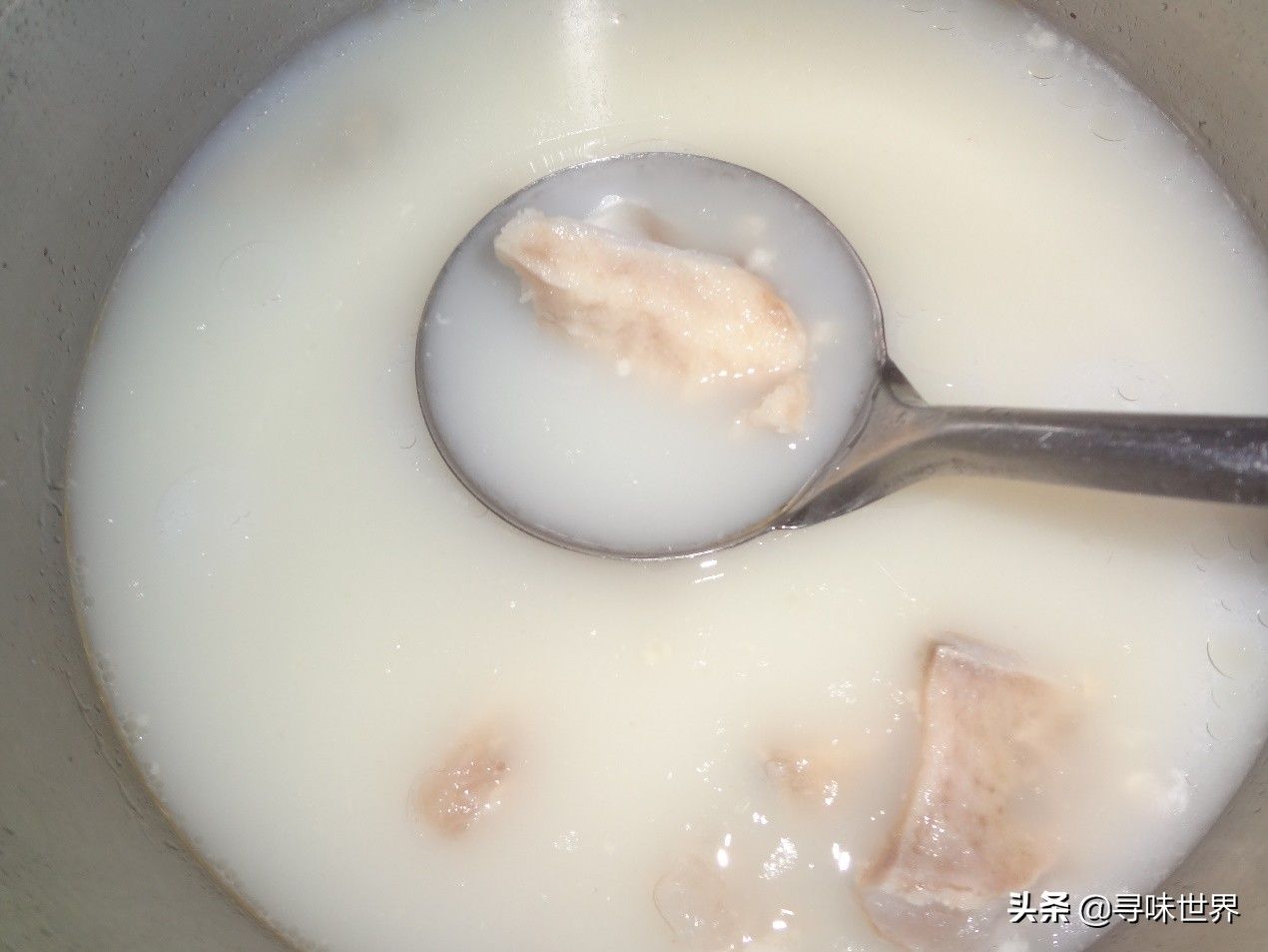 牛骨头汤的做法（熬牛骨汤正确做法）-第10张图片