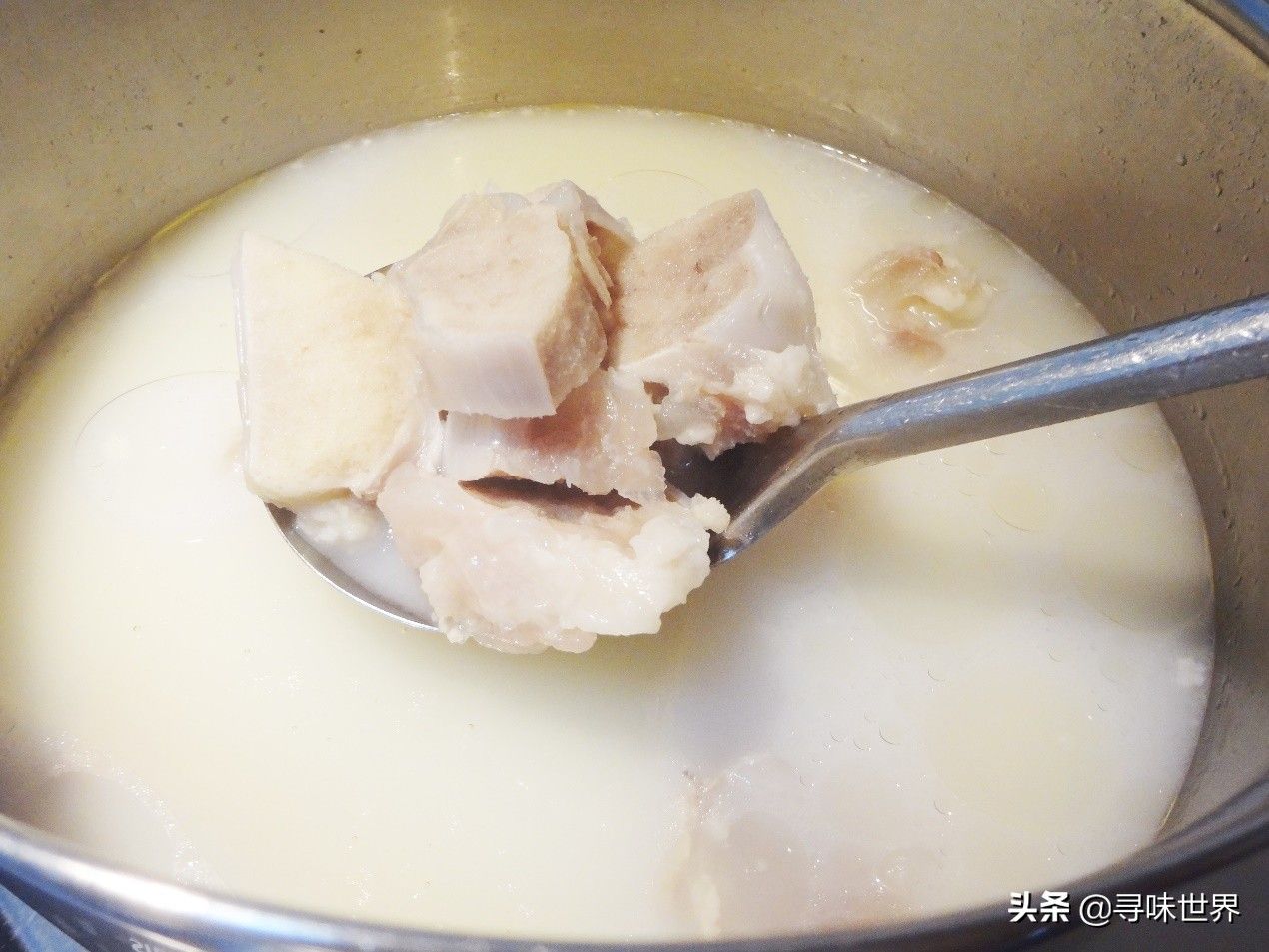 牛骨头汤的做法（熬牛骨汤正确做法）-第7张图片