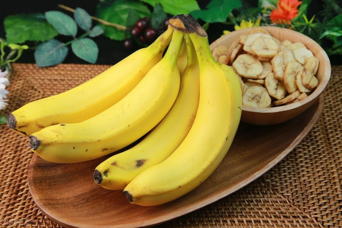 拔丝香蕉的做法（拔丝香蕉的家常做法）-第1张图片