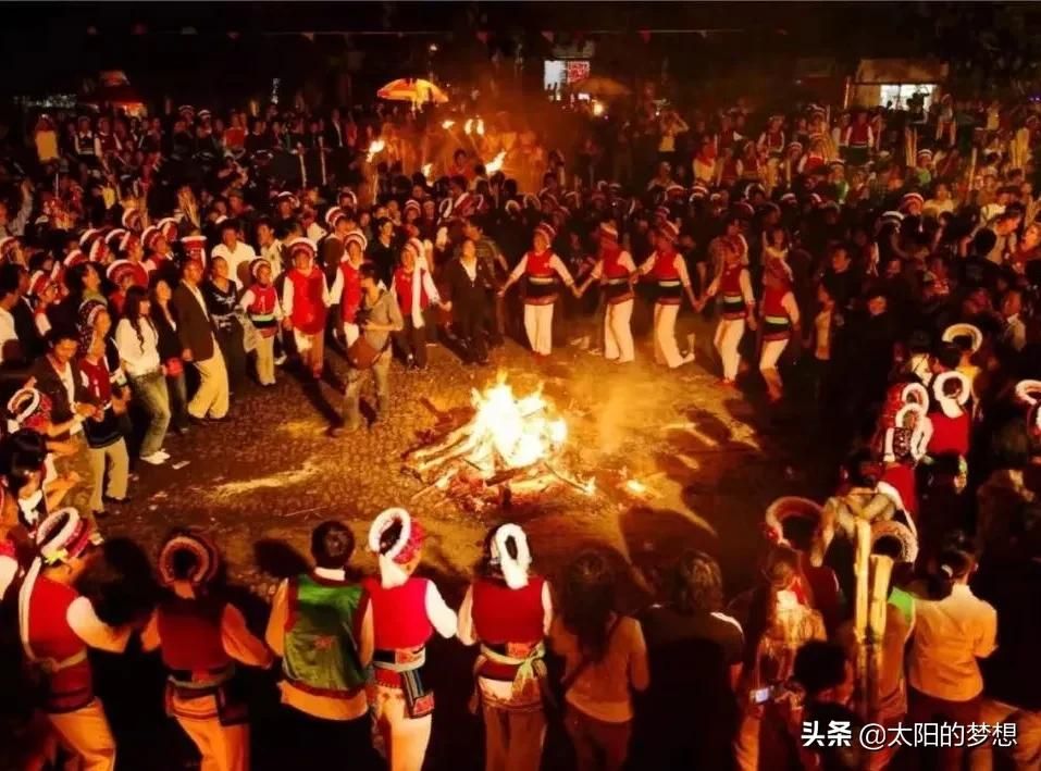 火把节是哪个民族的节日（白族火把节的来由）-第4张图片