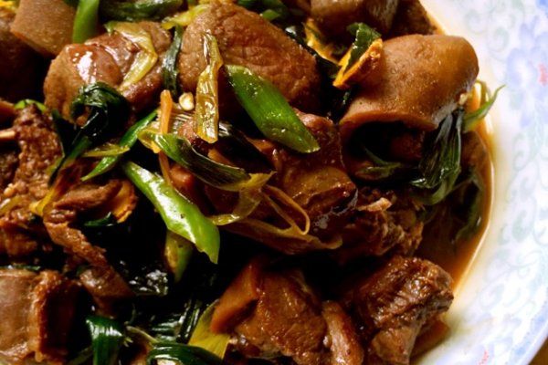 麂子肉怎么做好吃 (蒜炒麂子肉的做法步骤)-第1张图片 麂子肉怎么做好吃 (蒜炒麂子肉的做法步骤)-第1张图片
