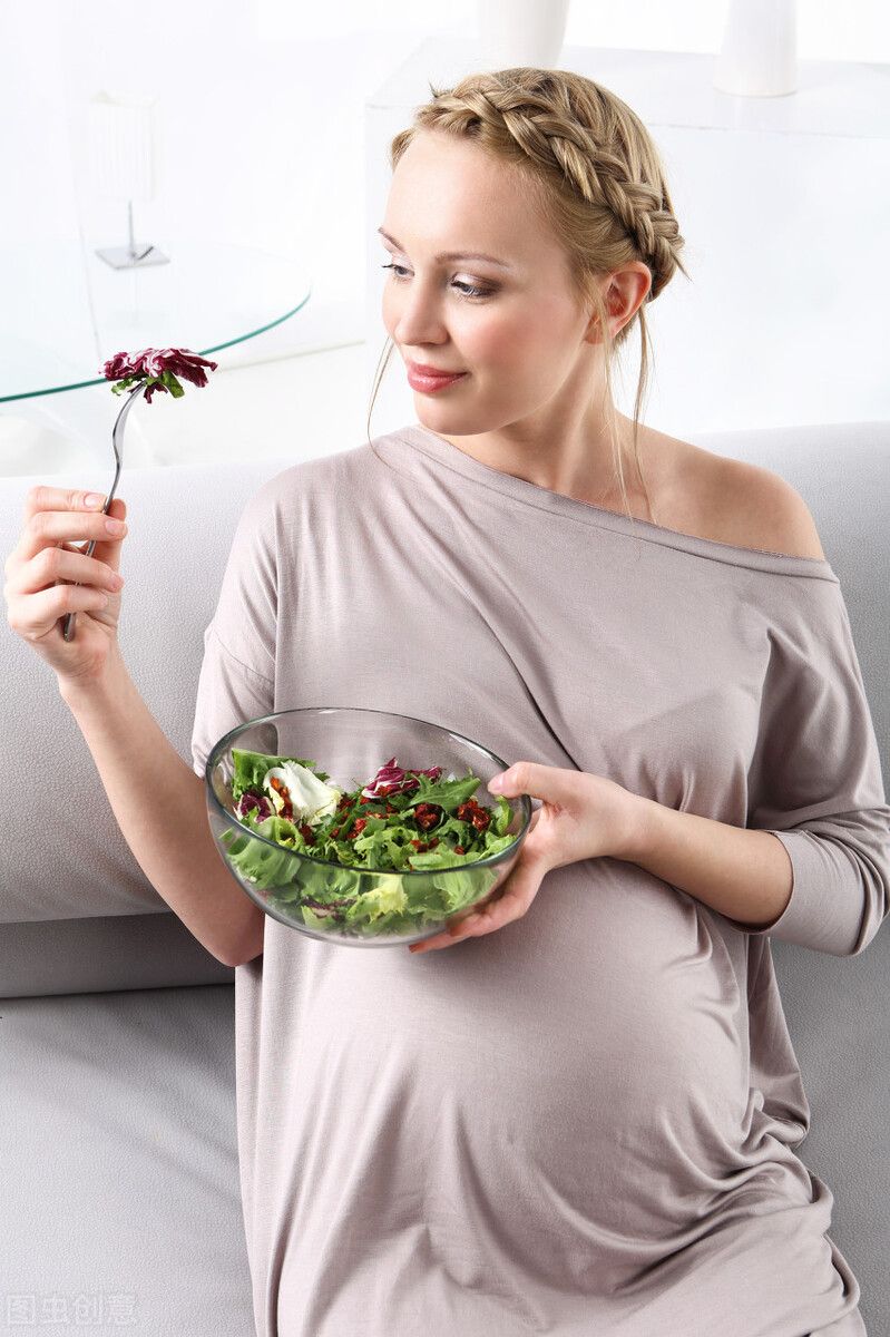 孕晚期饮食（孕晚期孕妇饮食要如何安排）-第1张图片