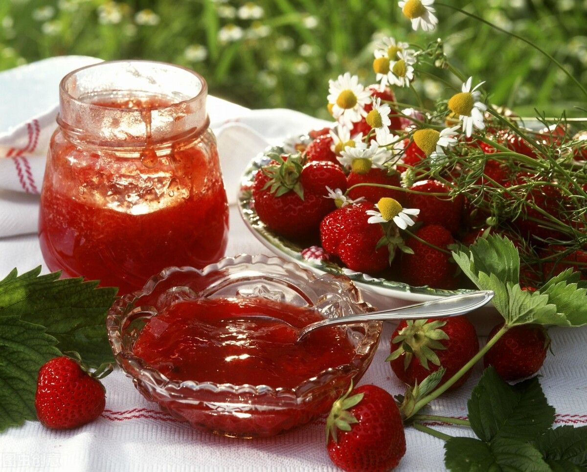 如何制作草莓酱（香浓草莓酱的超简单做法）-第1张图片
