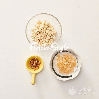 鸡头米的做法（桂花糖水鸡头米的做法）-第1张图片