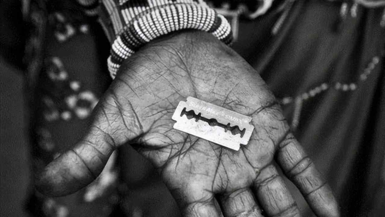 在非洲女性割礼是什么意思？（女性的酷刑——割礼!）-第4张图片