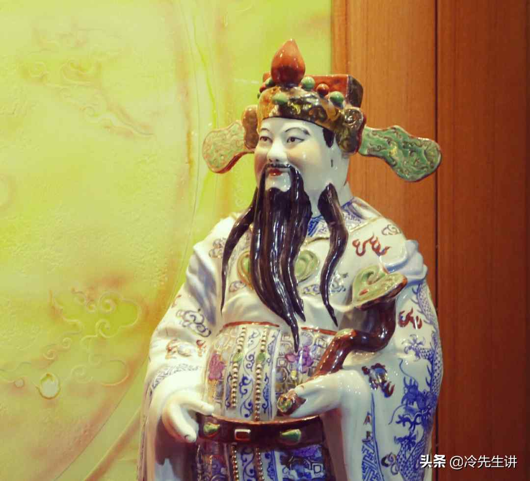 财神爷的摆放(财神爷的摆放位置讲究)-第1张图片 财神爷的摆放(财神爷的摆放位置讲究)-第1张图片