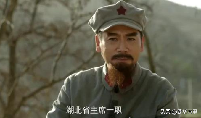 同样是演周总理,将王铁成、刘劲和孙维民放一起看,差别就出来了-第10张图片 同样是演周总理,将王铁成、刘劲和孙维民放一起看,差别就出来了-第10张图片