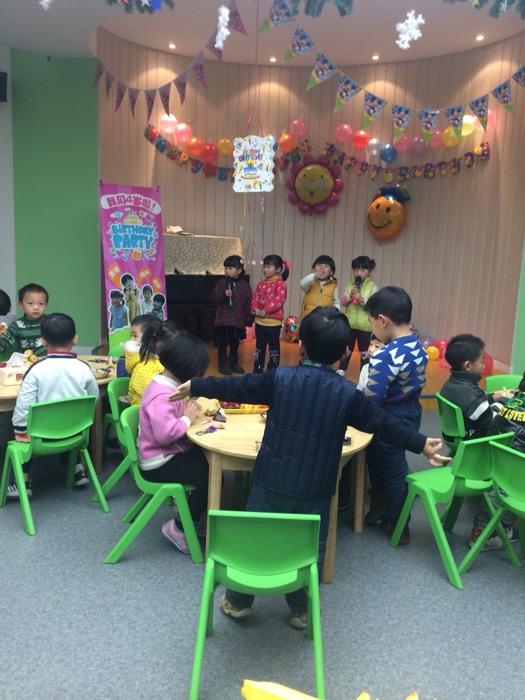建议家长不要拿蛋糕来学校(在幼儿园过生日有必要吗)-第7张图片 建议家长不要拿蛋糕来学校(在幼儿园过生日有必要吗)-第7张图片