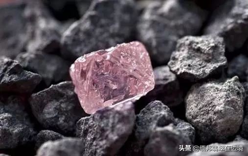 如何鉴定钻石原石的真假（天然钻石原石的价格是多少）-第6张图片