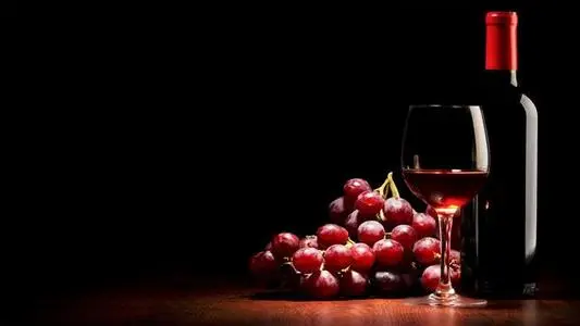 酿制葡萄酒的方法（葡萄酒是如何酿造而成？）-第1张图片