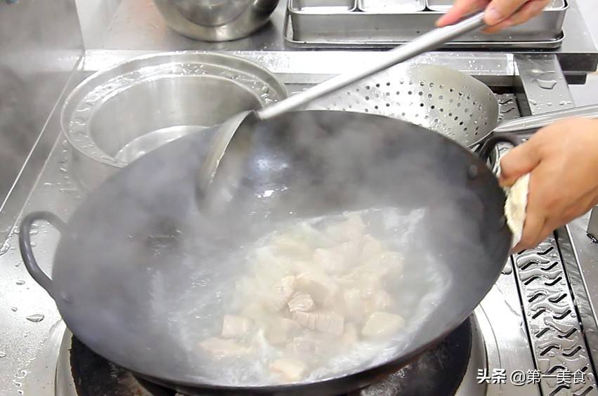 土豆牛腩（厨师长分享土豆炖牛腩的做法和技巧）-第7张图片