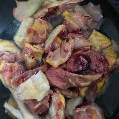 榴莲炖鸡的做法（榴莲肉煲土鸡汤）-第2张图片