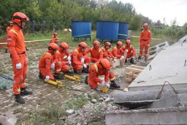 地震救援（大庆航空救援支队组织地震救援技能培训）-第7张图片